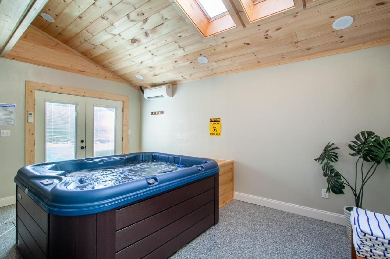 Mountain Breeze Private Pool Hot Tub Games Villa Sevierville Eksteriør bilde