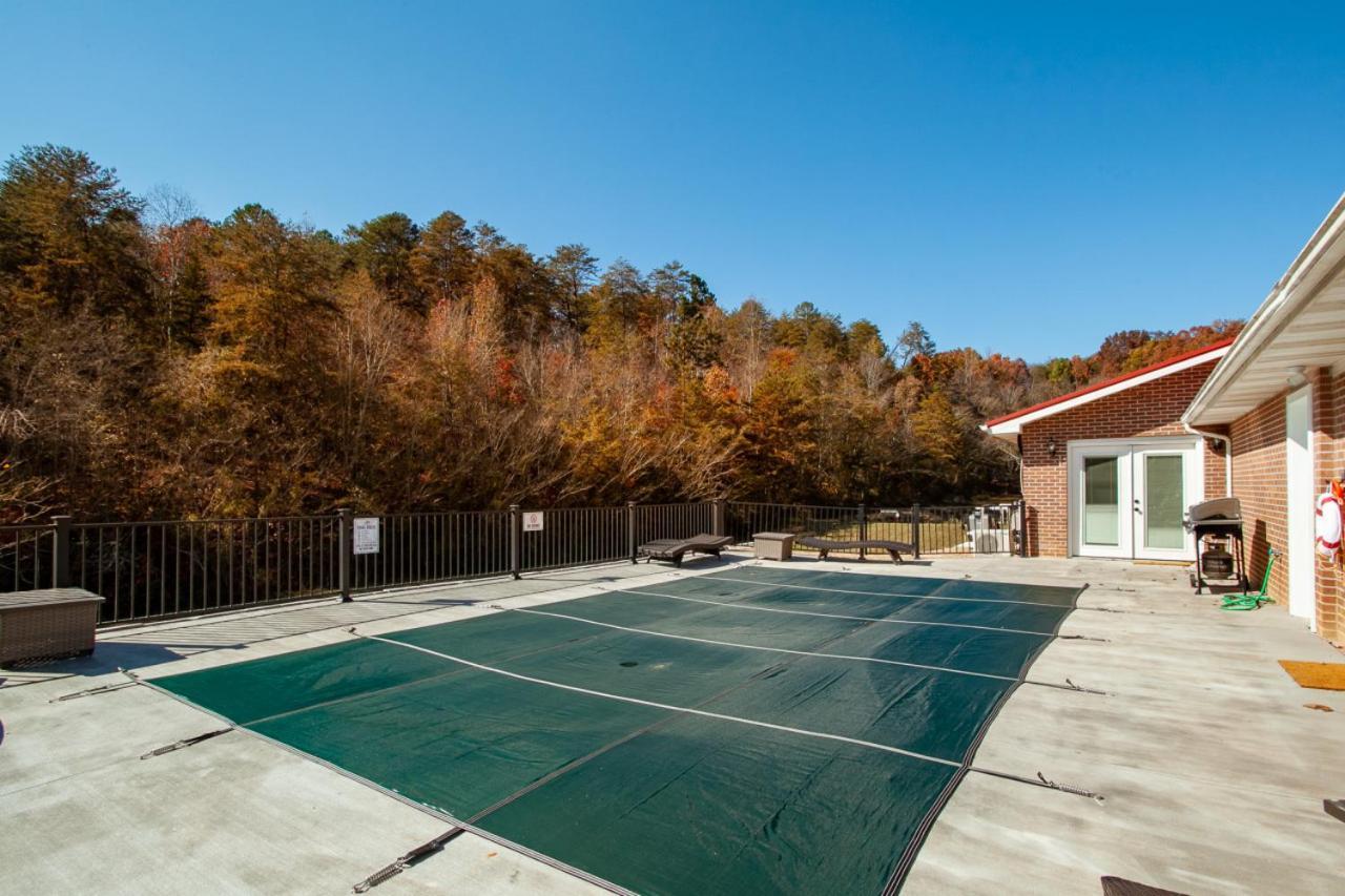 Mountain Breeze Private Pool Hot Tub Games Villa Sevierville Eksteriør bilde